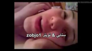 شرموطة مصرية يصورها صاحبها ويخليها تقول كلام وراه و تتغزل فيه وتمص زبه – سكس مصري -Egyptian Porn